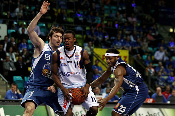 足球界的权 足球界的权